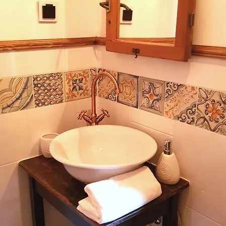 לינה וארוחת בוקר Basaltina Panzio