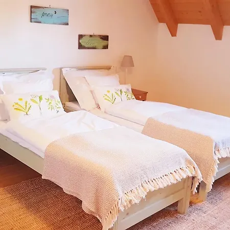 Basaltina Panzio Bed & Breakfast 4*