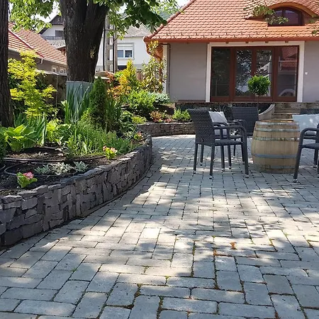 Bed & Breakfast Basaltina Panzio